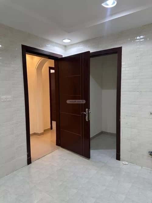 Floor 315 SQM with 5 Bedrooms Okaz, South Riyadh, Riyadh
