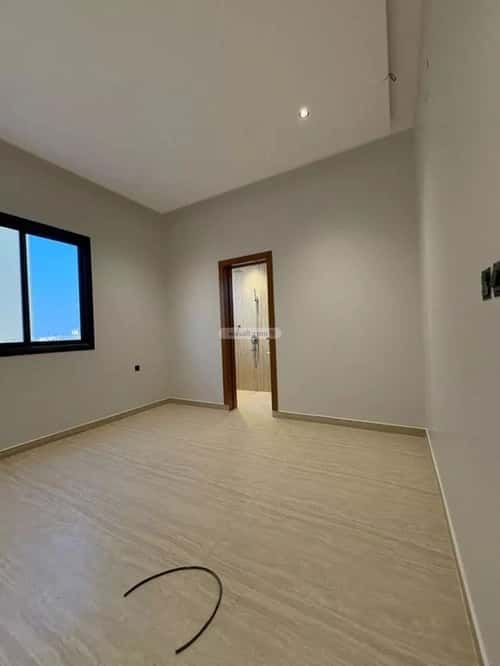 دور 243 متر مربع ب 5 غرف ديراب، غرب الرياض، الرياض