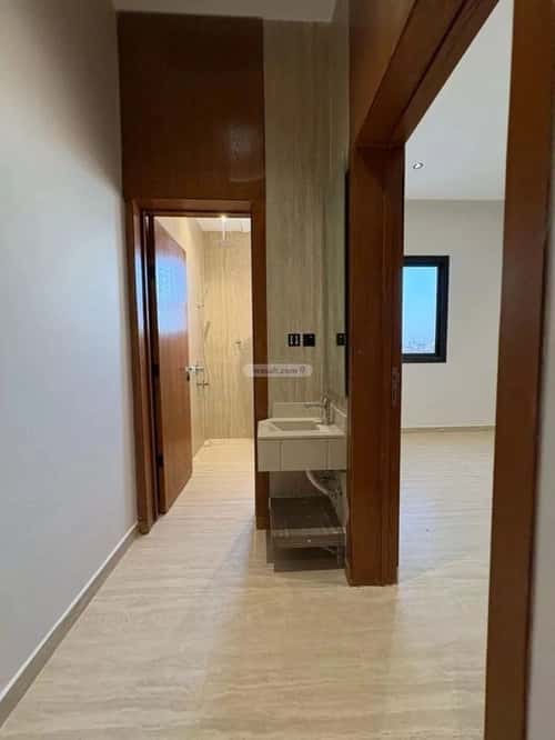 دور 243 متر مربع ب 5 غرف ديراب، غرب الرياض، الرياض