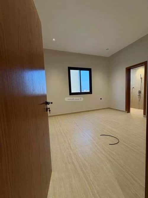 دور 243 متر مربع ب 5 غرف ديراب، غرب الرياض، الرياض