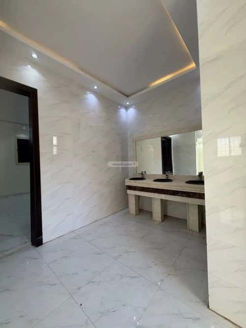 Floor 360 SQM with 5 Bedrooms Twaeeq, West Riyadh, Riyadh