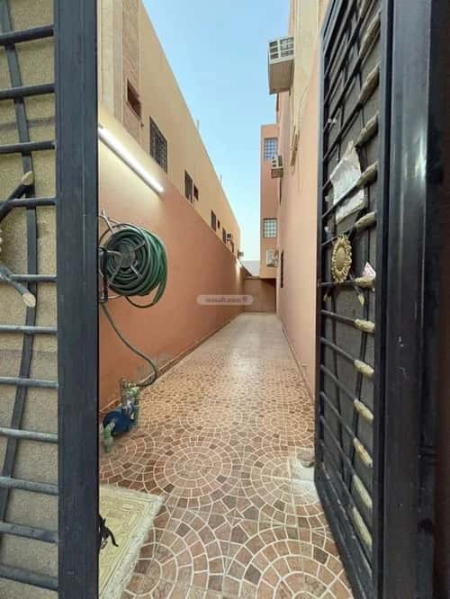 Apartment 540 SQM with 4 Bedrooms Twaeeq, West Riyadh, Riyadh