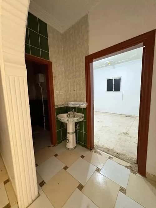 Floor 400 SQM with 5 Bedrooms Twaeeq, West Riyadh, Riyadh