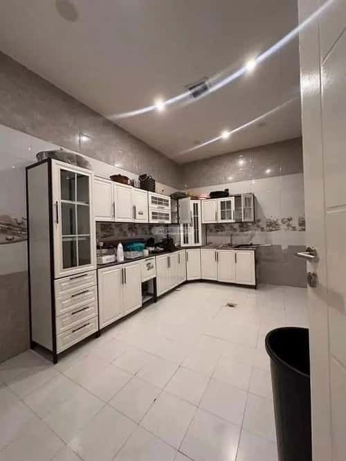 Apartment 172 SQM with 5 Bedrooms Twaeeq, West Riyadh, Riyadh