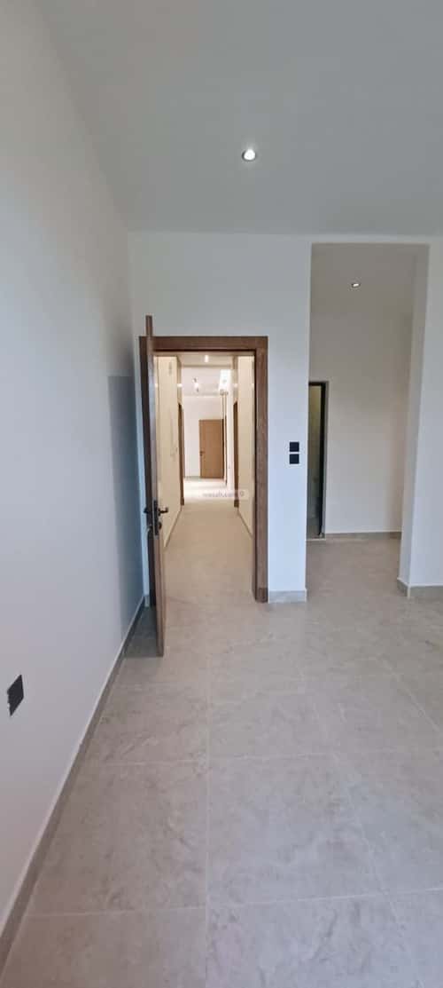 Apartment 202 SQM with 4 Bedrooms Al Nada, Aldammam