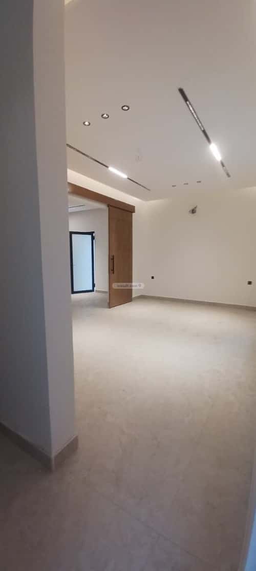 Apartment 202 SQM with 4 Bedrooms Al Nada, Aldammam