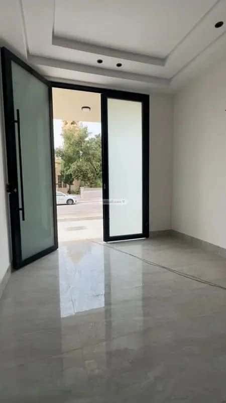 Apartment 210 SQM with 4 Bedrooms Mohammed Ben Mas'Ood, Aldammam