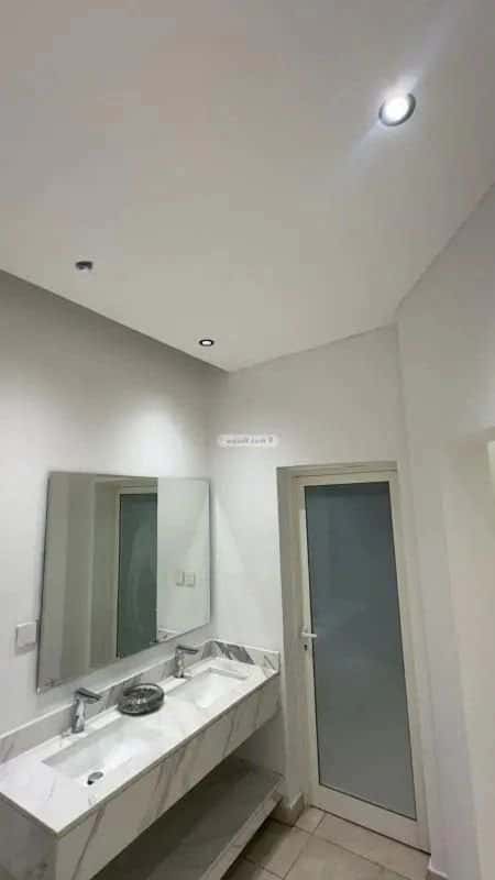 شقة 179 متر مربع ب 4 غرف هجر، الدمام