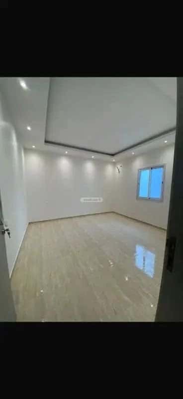 شقة 238 متر مربع ب 4 غرف الشعلة، الدمام