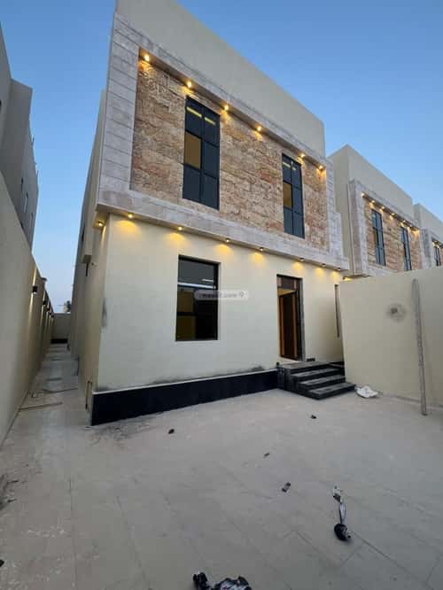 7 bedroom villa in Al Furusiyah