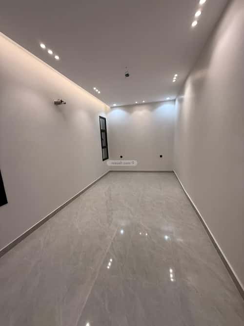 Villa 300 SQM Facing North on 15m Width Street Al Rahmanyah, East Jeddah, Jeddah