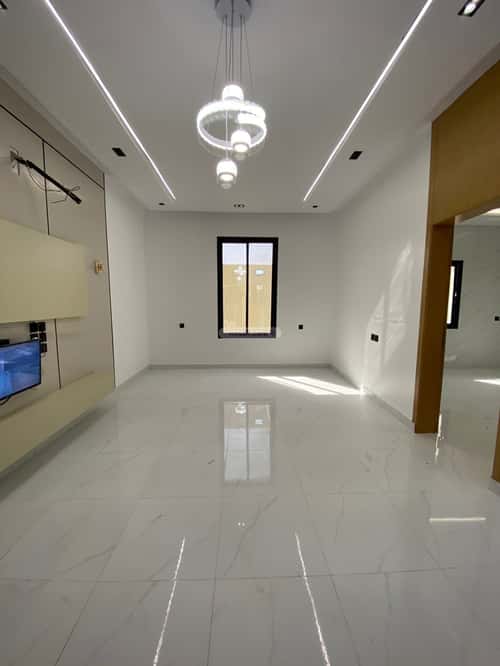 فيلا 309 متر مربع شرقية على شارع 15م الفتح، الجموم