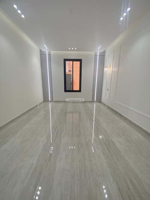 Villa 360 SQM Al-Sinah District, Alttayif