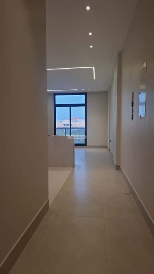 شقة ب 5 غرف الحمراء، الخبر