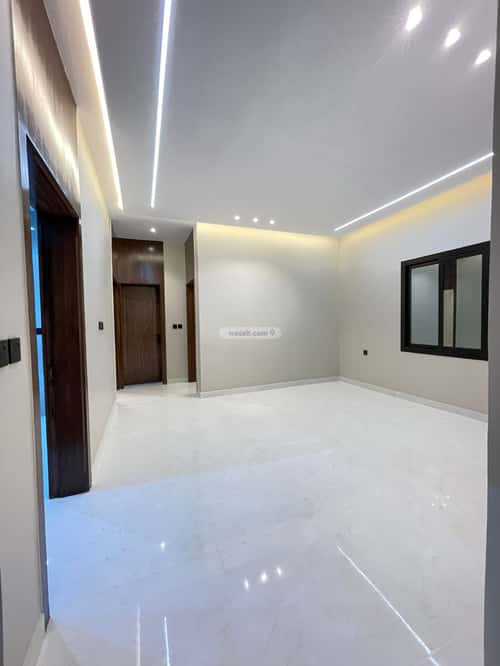 Villa 300 SQM Facing East on 15m Width Street Alfalaqalgadeed, Makkah Al Mukarramah
