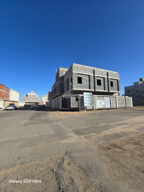 Villa 620 SQM with 3 Apartments Facing South Al-Riyadh, North Jeddah, Jeddah