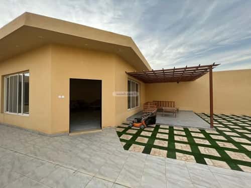 Rest House 1550 SQM Facing South East on 20m Width Street Al-Khear, North Riyadh, Riyadh