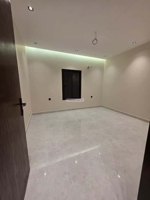 Villa 300 SQM Facing South on 15m Width Street Al Rahmanyah, East Jeddah, Jeddah