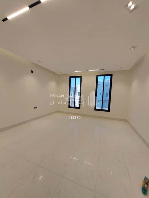 دور 5 غرف في الجنادرية