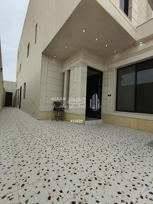 Floor 174 SQM with 5 Bedrooms An-Nadheem, East Riyadh, Riyadh