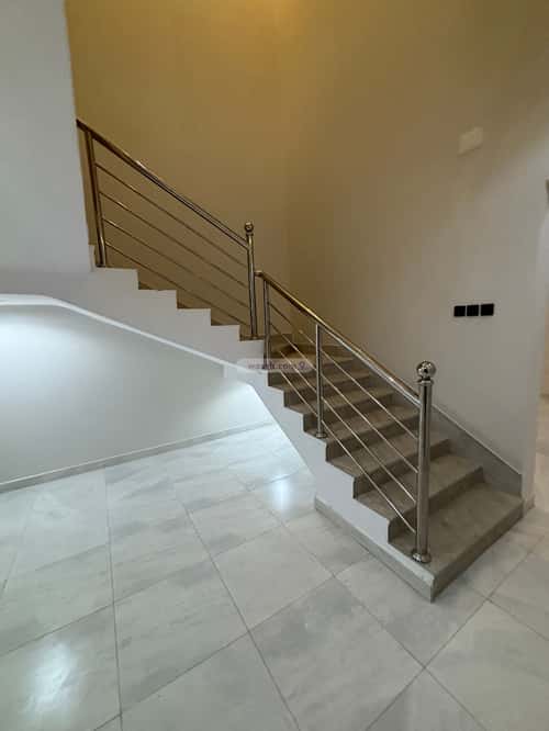 Apartment 223 SQM with 6 Bedrooms Al-Raqi, Khamis Mushait