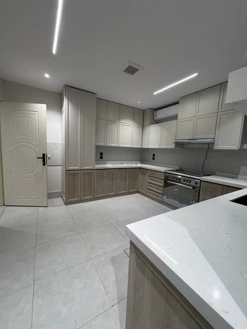 Floor 207 SQM with 4 Bedrooms Dahiat Namar, West Riyadh, Riyadh