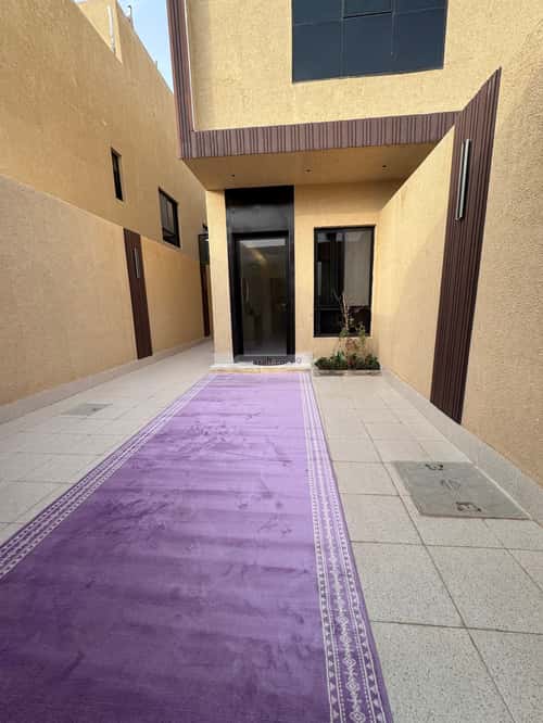 Floor 207 SQM with 4 Bedrooms Dahiat Namar, West Riyadh, Riyadh