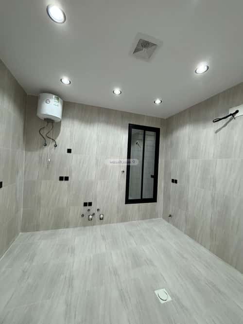 Apartment 204 SQM with 6 Bedrooms Al-Yarmouk, Khamis Mushait