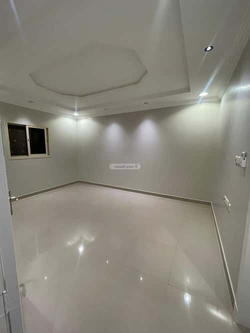 Floor with 5 Bedrooms Al-Aqeek, North Riyadh, Riyadh