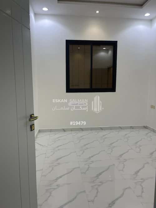 فيلا 250 متر مربع جنوبية على شارع 20م طويق، غرب الرياض، الرياض