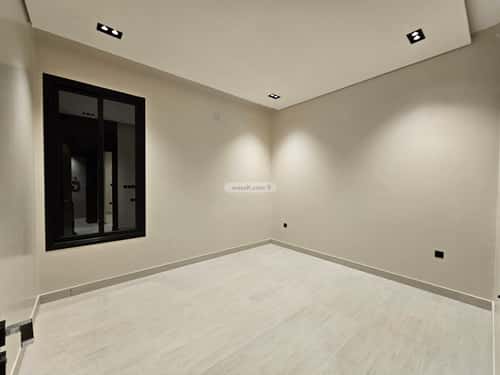 Floor with 5 Bedrooms Al-Muanisiyah, East Riyadh, Riyadh