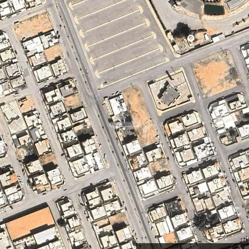 أرض 450 متر مربع شرقية على شارع 80م الرياضي، عنيزة