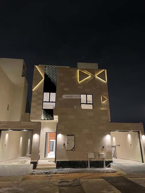 فيلا 339 متر مربع جنوبية على شارع 18م النظيم، شرق الرياض، الرياض