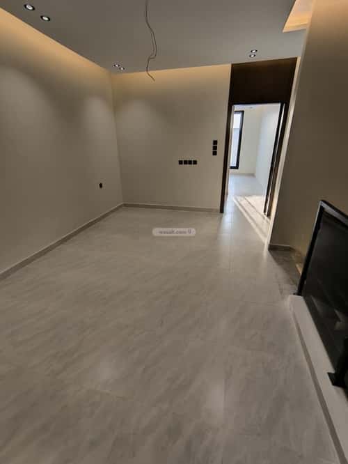 فيلا 275 متر مربع شمالية على شارع 15م الرحمانية، شرق جدة، جدة