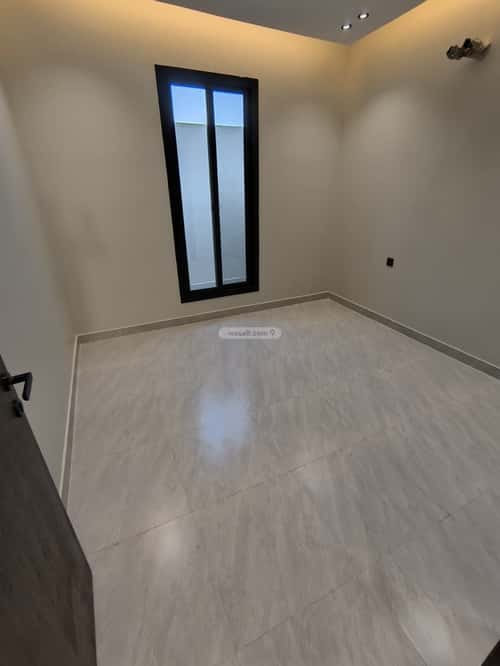 فيلا 275 متر مربع شمالية على شارع 15م الرحمانية، شرق جدة، جدة