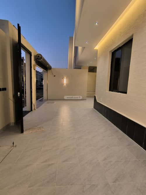 فيلا 312 متر مربع شمالية على شارع 15م الفلاح، شرق جدة، جدة