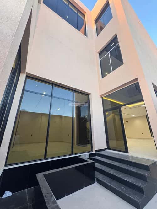 Villa 287 SQM Facing North on 15m Width Street Al Rahmanyah, East Jeddah, Jeddah
