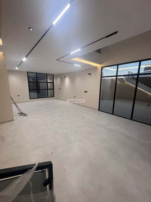 فيلا 287 متر مربع شمالية على شارع 15م الرحمانية، شرق جدة، جدة