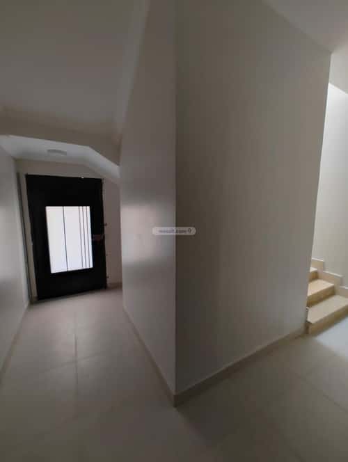 فيلا 391 متر مربع جنوبية على شارع 16م الرياض، شمال جدة، جدة