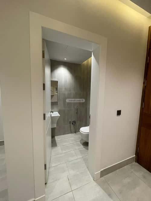 شقة ب 5 غرف النفل، شمال الرياض، الرياض