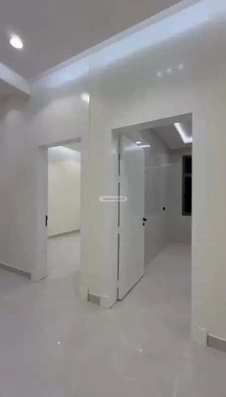 فيلا 381 متر مربع شرقية على شارع 15م الجنادرية، شرق الرياض، الرياض