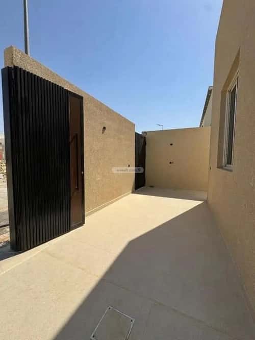دور 375 متر مربع ب 4 غرف الهدا، الخرج