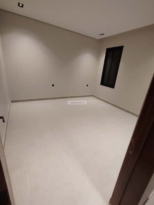 Floor 244 SQM with 4 Bedrooms Al-Yarmuk, East Riyadh, Riyadh