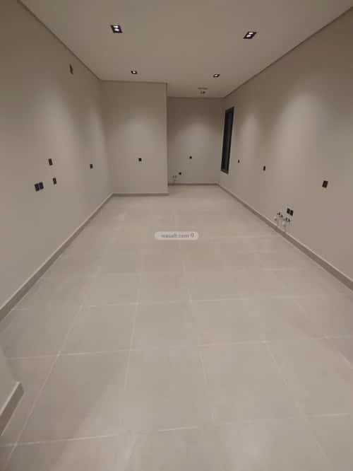 Floor 259 SQM with 4 Bedrooms Al-Yarmuk, East Riyadh, Riyadh