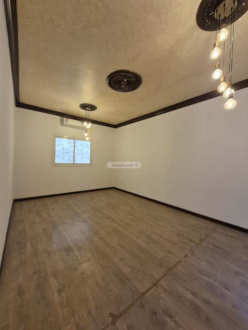 Floor 350 SQM with 5 Bedrooms Al-Ezdihar, North Riyadh, Riyadh