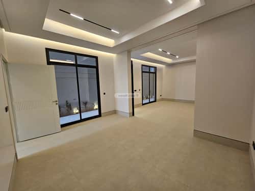 Floor with 5 Bedrooms Ar-Rimal, East Riyadh, Riyadh