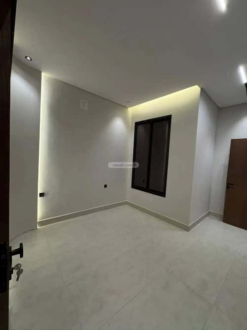 فيلا 213 متر مربع غربية على شارع 20م عكاظ، جنوب الرياض، الرياض