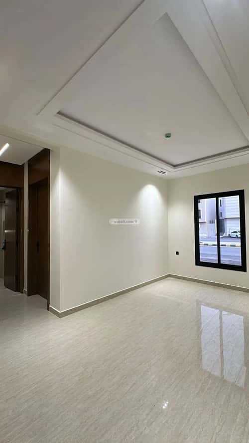 Building 840 SQM Facing West Twaeeq, West Riyadh, Riyadh