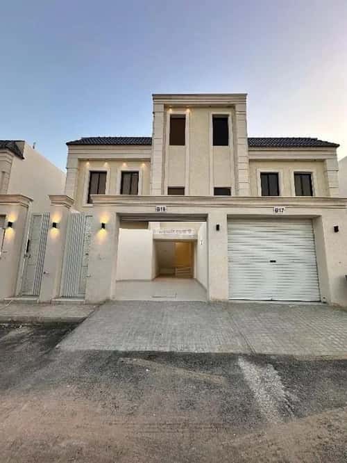 Floor 176 SQM with 3 Bedrooms Okaz, South Riyadh, Riyadh