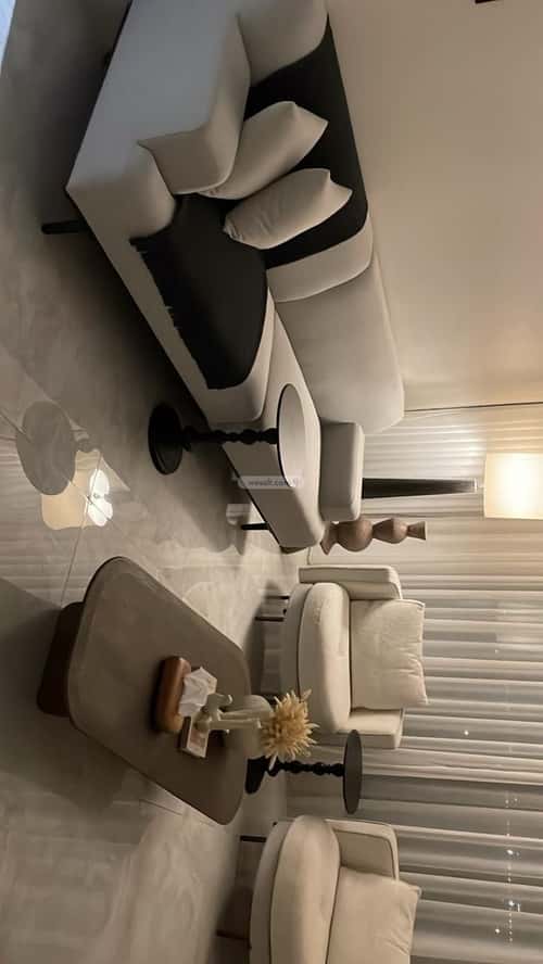 شقة 220 متر مربع ب 5 غرف ضاحية الملك فهد، الدمام